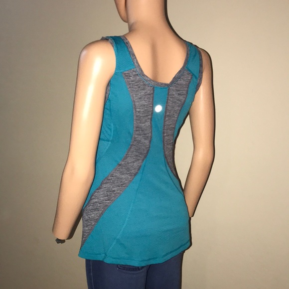 LuluLemon tank top size 6 - Picture 3 of 6